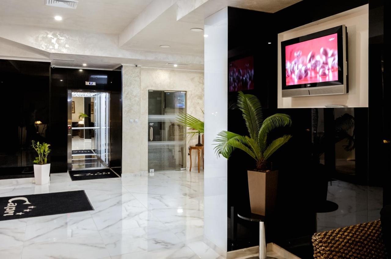 Hotel Capri พลอฟดิฟ ภายนอก รูปภาพ